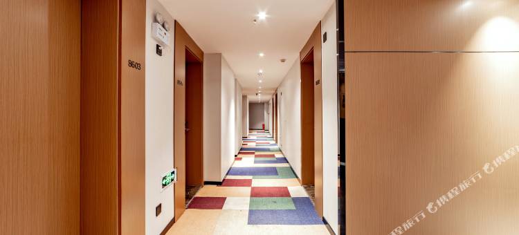 轻住·星辰轻奢酒店(南昌八一广场火车站店)图片