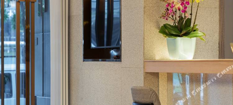 朗丽兹酒店(北京劲松潘家园北工大西门地铁站店)图片