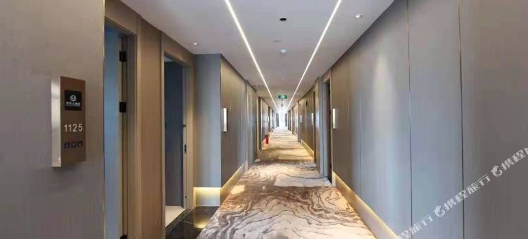 双佳大酒店(长沙黄花机场榔梨工业园店)图片