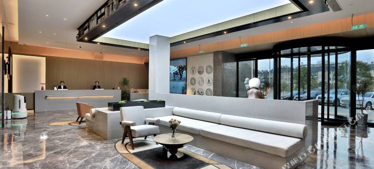 喆缦酒店(祥云路火车站店)图片