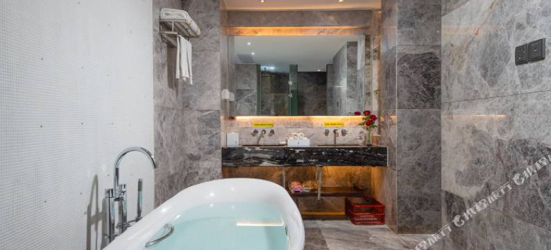 云南丽水云泉大酒店(云师大高铁南站店)图片