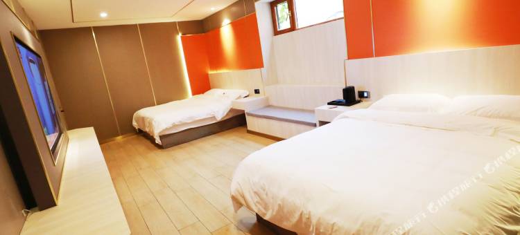 北极村俄罗斯人家图片