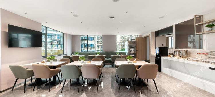 格林豪泰酒店(重庆渝北黄泥磅轻轨站店)图片