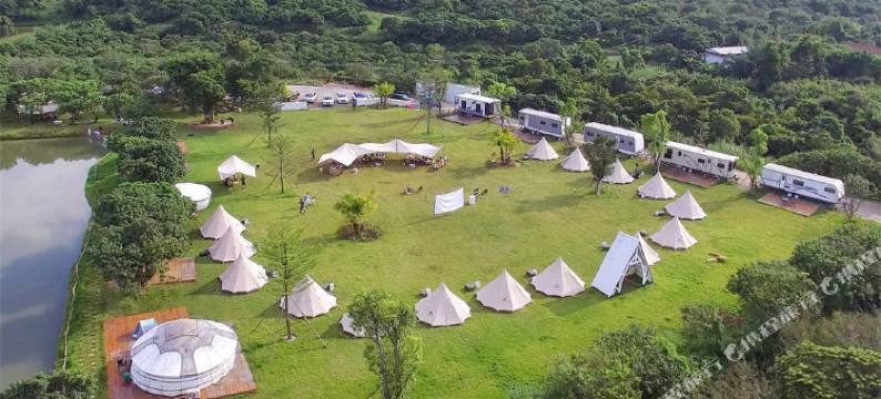 大热荒野会同古村露营地图片