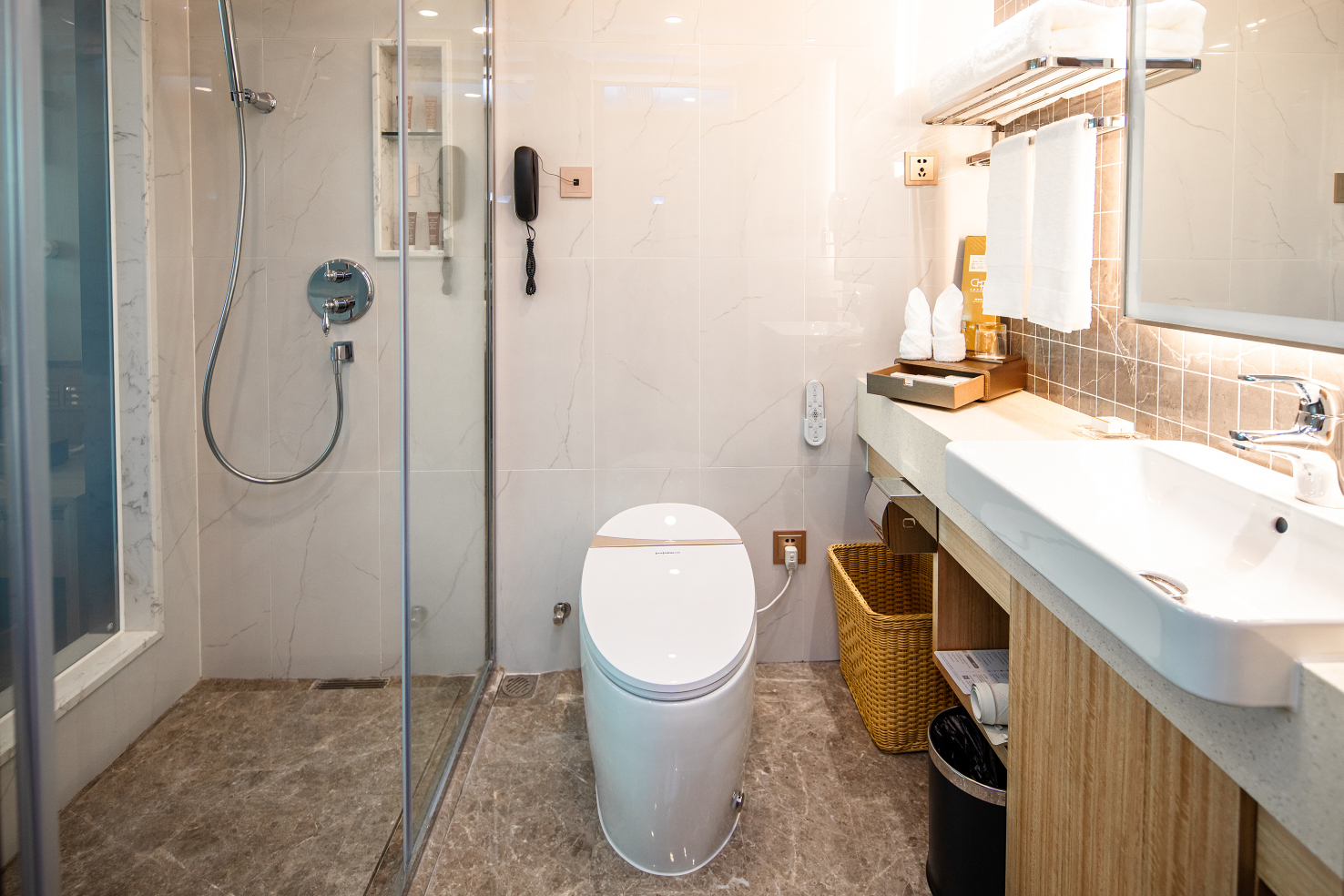 China Mayors Plaza Hotel Guangzhou Over view