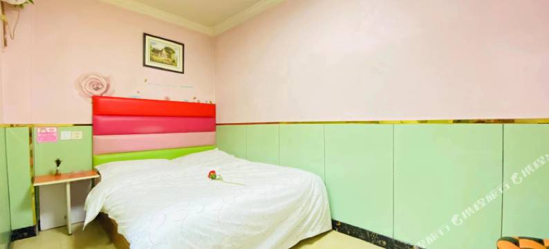 媛梦宾馆(上海松江站店)图片