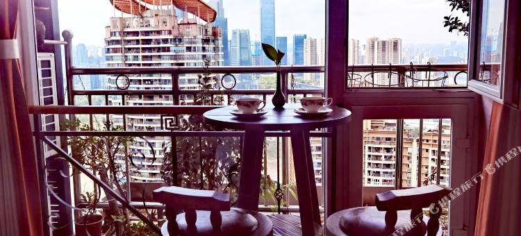 简奕美然Serene·高空江景套房美宿 (解放碑步行街洪崖洞店)图片