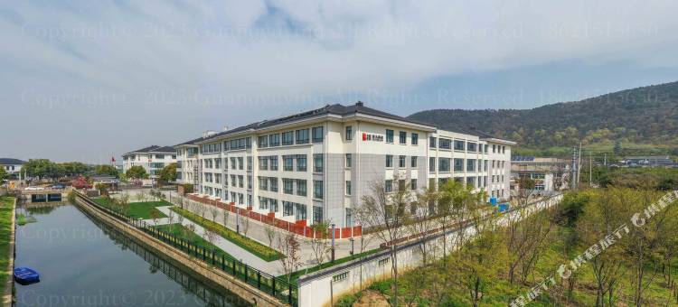 山湖院子图片