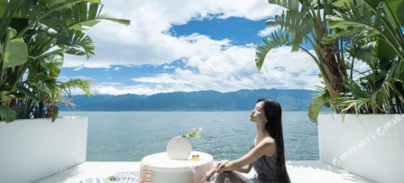 大理MKS摩可沙·七又海景美宿(洱海生态廊道店)图片