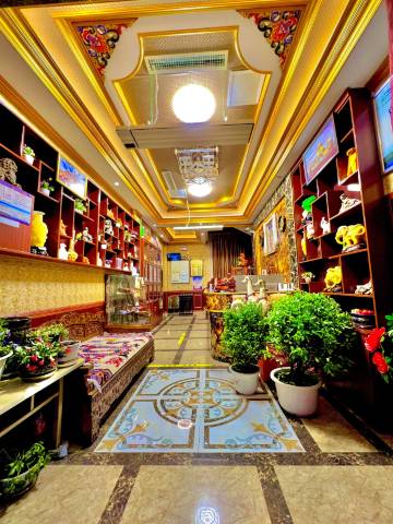 阿坝日月山大酒店