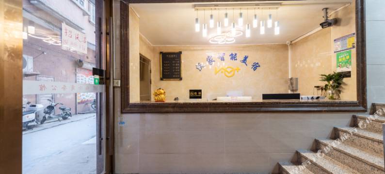 沃家智能美宿(会江地铁站店)图片