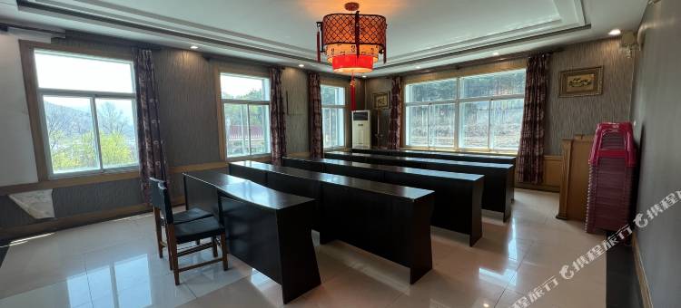 辽阳龍山渔村图片