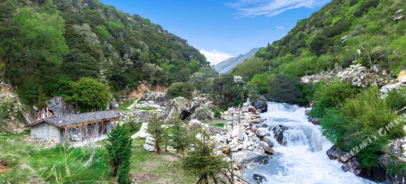 卓玛石头温泉民宿图片