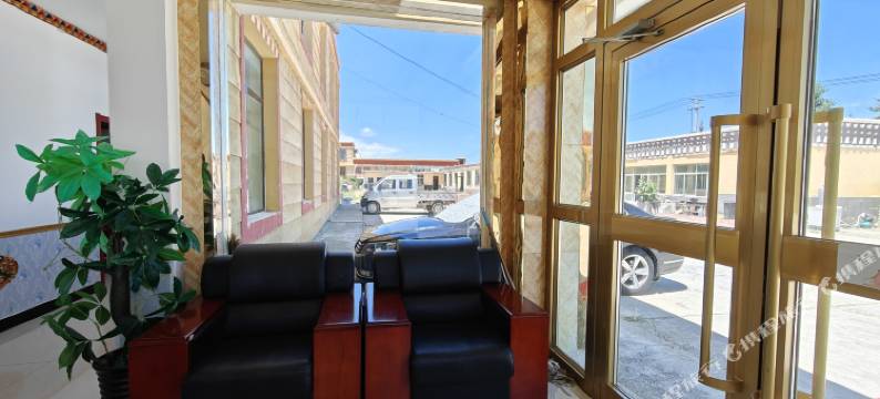 青海湖蓝宝石圣湖民宿图片