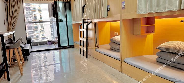 遇见木屋青年民宿(南山地铁站店)图片