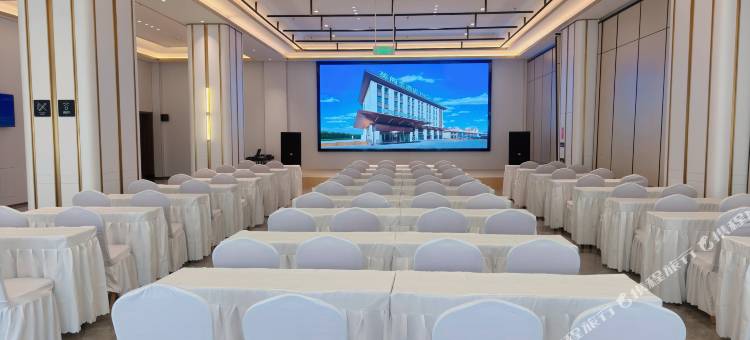 阿拉尔英阁坔酒店图片