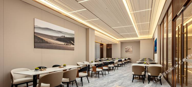 义乌之心绣湖公园亚朵酒店图片