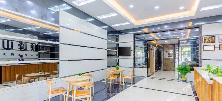 云季不凡公寓(顺德顺峰山语店)图片