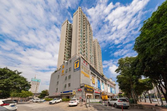 7天连锁酒店佛山季华园地铁站店