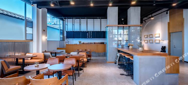 栖想海景酒店(大理洱海森林公园店)图片