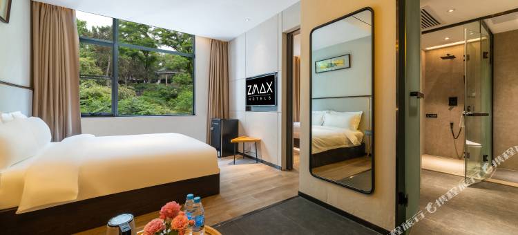 ZMAX满兮酒店(西安大唐不夜城大雁塔地铁站店)图片