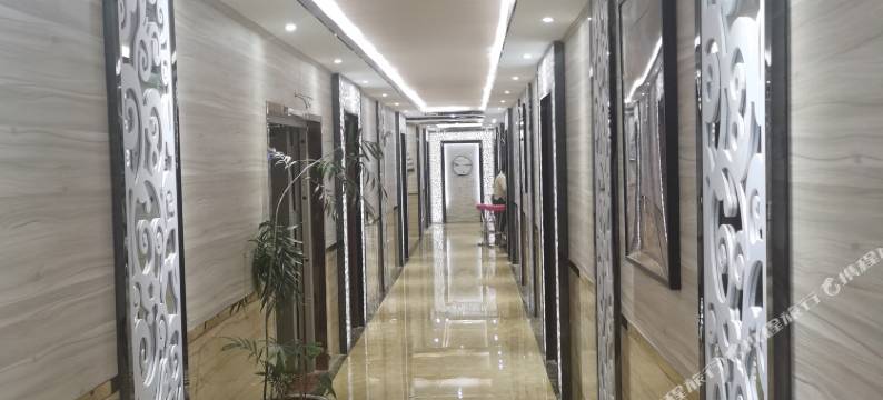 景东八福酒店图片