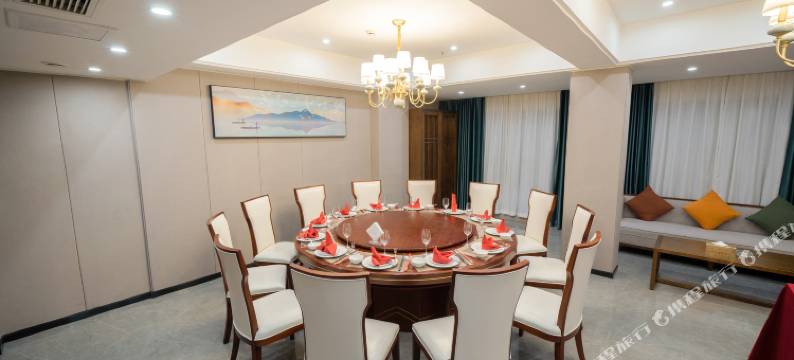 名将天赐酒店(广元市政府高铁站店)图片