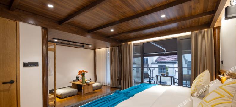 云瑶居·Courtyard·徽派180°观景智能美宿(九华山换乘中心店)图片