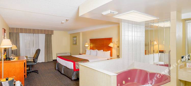 尼亚加拉瀑布河畔华美达酒店(Ramada by Wyndham Niagara Falls by the River)图片