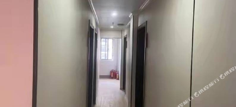 雅佳住宿(深圳龙华店)图片