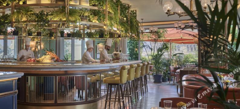 马德里四季酒店(Four Seasons Hotel Madrid)图片