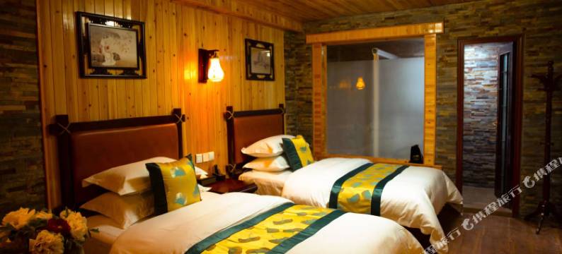 松潘琴鹤驿栈图片