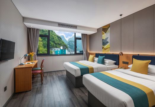 Homeinn Ripple Yun Hotel (Yangshuo West Street) Hotel Overview