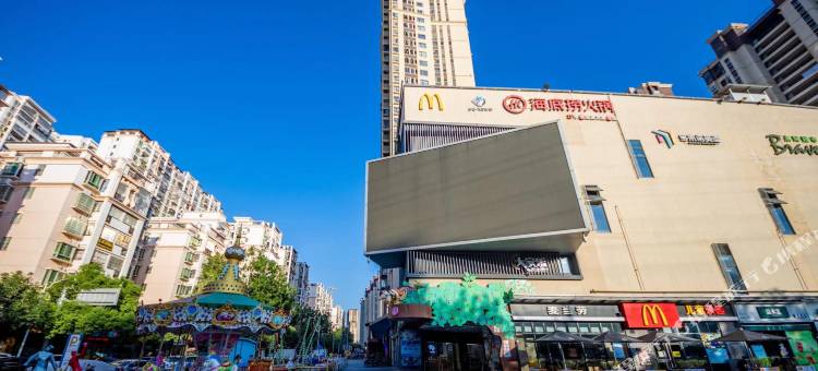 艾住影音公寓(大学城店)图片