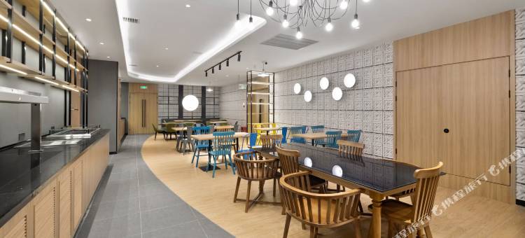 康铂酒店(重庆解放碑步行街洪崖洞店)图片
