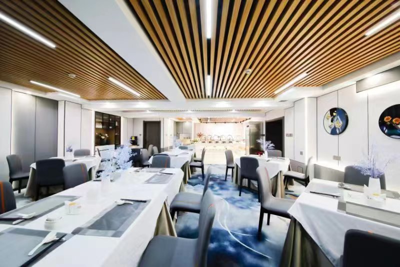 Harbin YangGuang Hotel Over view