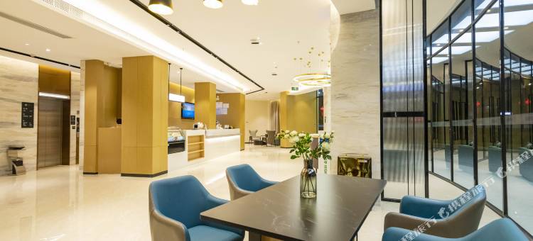 城市便捷酒店(兴业县政府广场店)图片