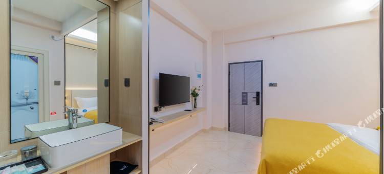 壹璟公寓(湛江中心人民医院东门湛江西站店)图片