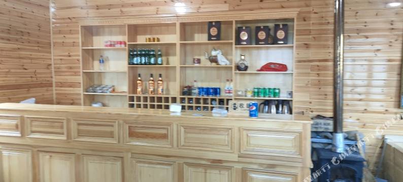 达尔宗湖野炊营地图片