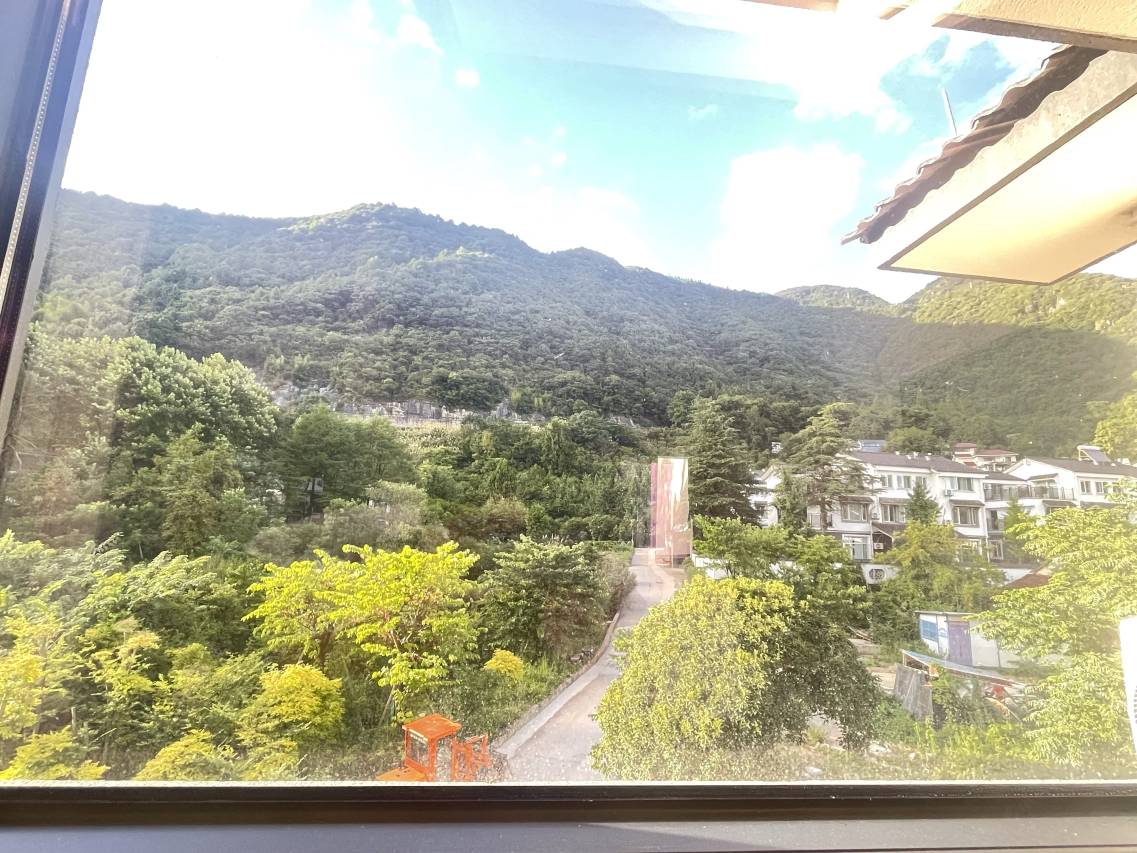 举岩民宿(双龙景区鹿女湖店)图片
