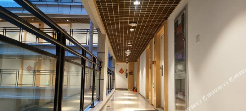 盐城古耐影院公寓(中南世纪城店)图片