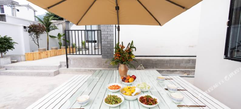 大理云·洛奇民宿(大理古城店)图片