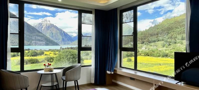 岗赞嘎布精品客栈图片