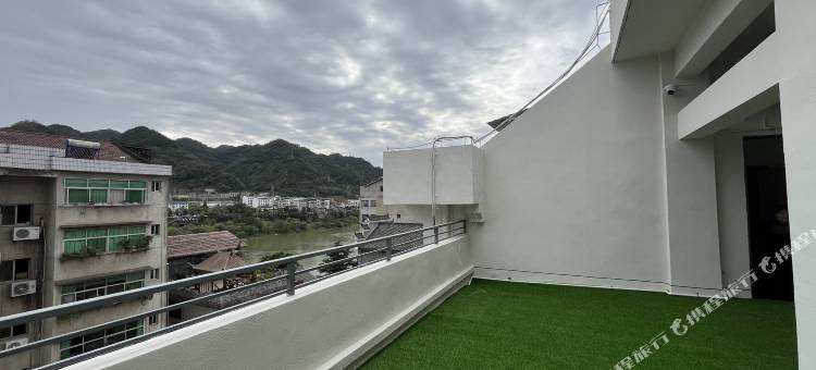 石泉江城隐舍民宿(石泉老街店)图片