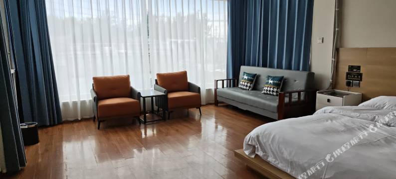 然而居民宿(伊犁伊宁国际机场店)图片