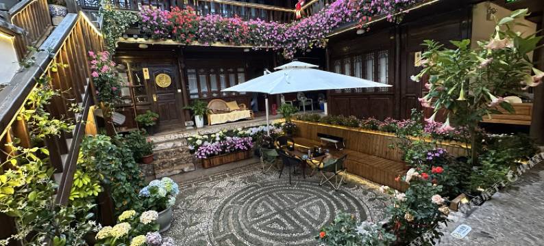 丽江春淋阁客栈(丽江古城店)图片