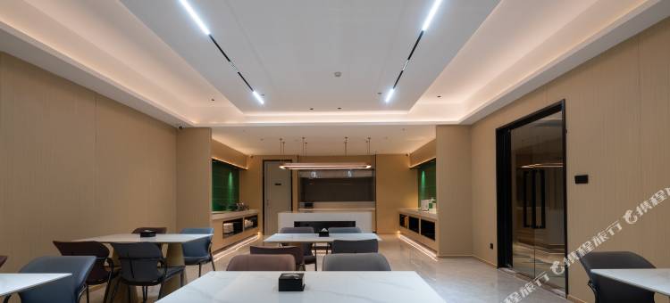 艺龙安云酒店(西安小寨公园电视塔地铁站店)图片