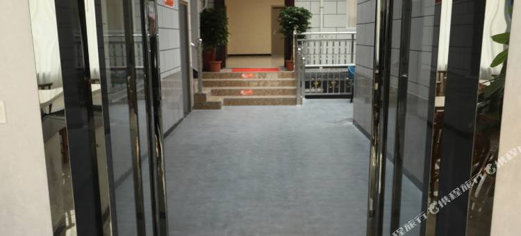 布丁连锁酒店(华山游客中心东山门售票处店)图片