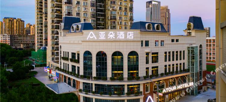 南昌红谷滩铜锣湾广场亚朵酒店图片