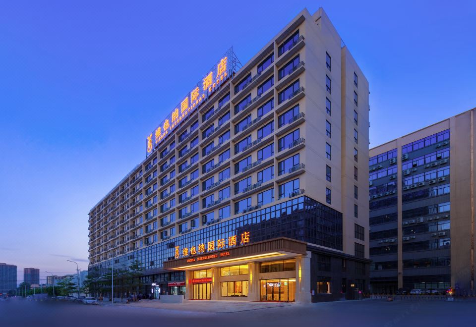 维也纳国际酒店(东莞长安滨海湾建安路店)外景图